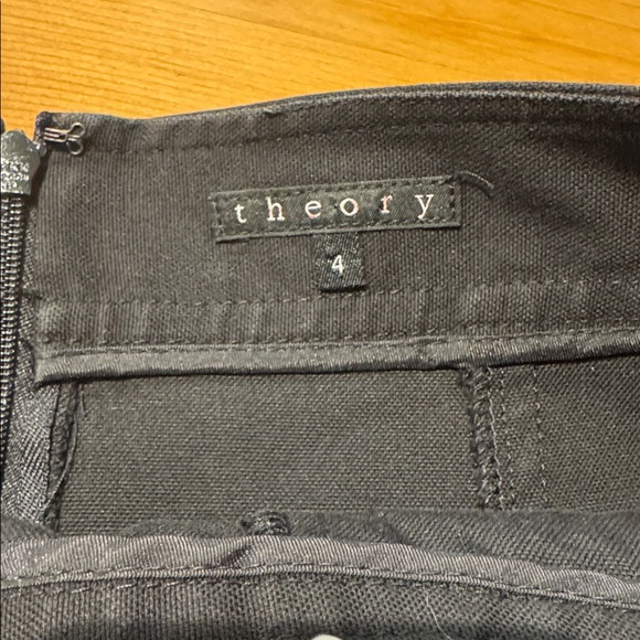 Theory black skirt, size 4 - Picture 3 of 3